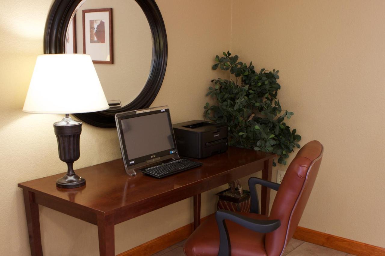 Candlewood Suites Champaign-Urbana University Area By Ihg Kültér fotó