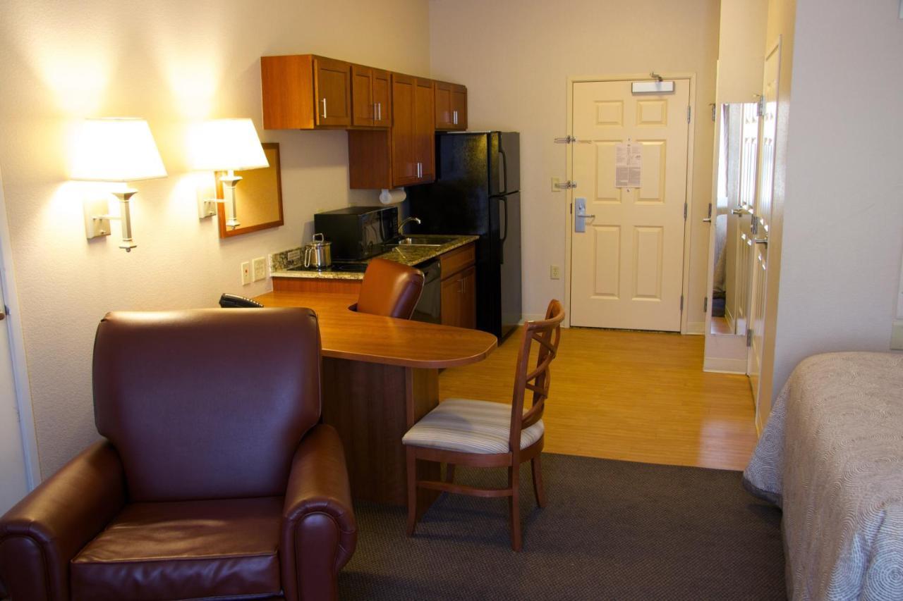 Candlewood Suites Champaign-Urbana University Area By Ihg Kültér fotó
