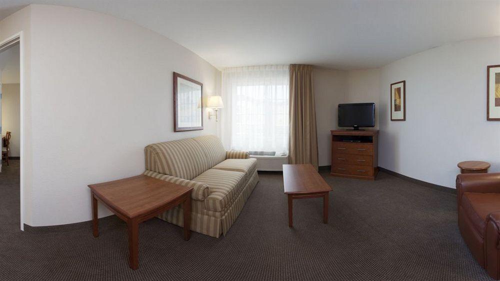 Candlewood Suites Champaign-Urbana University Area By Ihg Kültér fotó